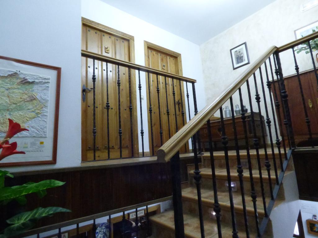 Casa Rural Al-Mofrag Y Apartamentos El Mirador De Monfrague Villarreal de San Carlos Zewnętrze zdjęcie